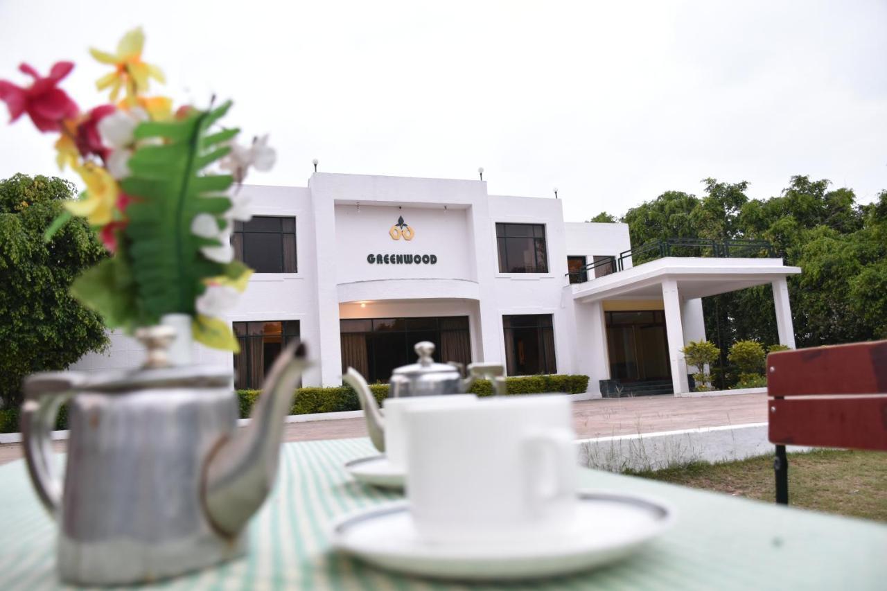Greenwood Hotel Khajurāho Extérieur photo