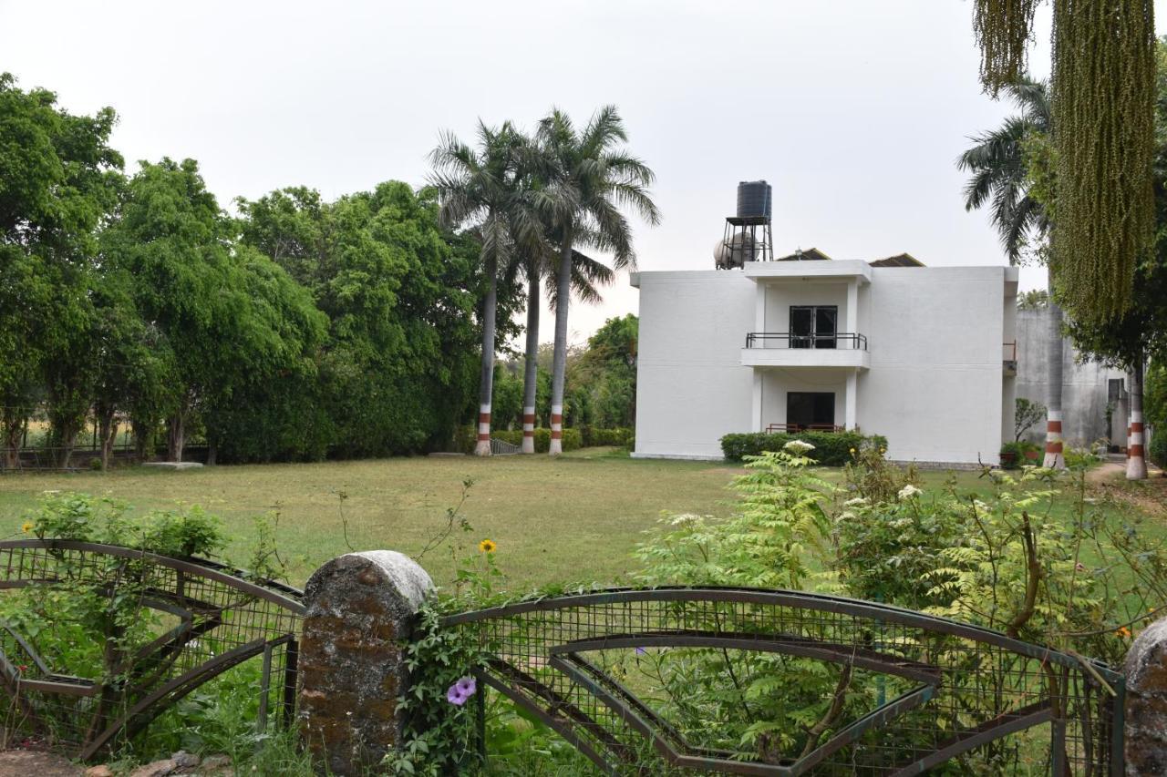 Greenwood Hotel Khajurāho Extérieur photo