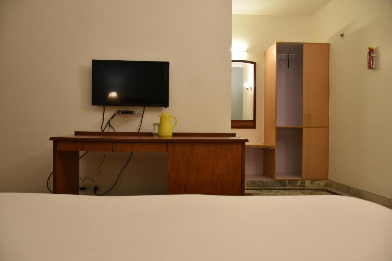 Greenwood Hotel Khajurāho Extérieur photo