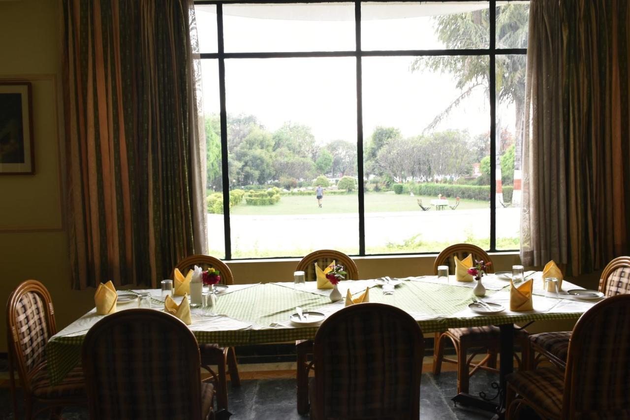 Greenwood Hotel Khajurāho Extérieur photo