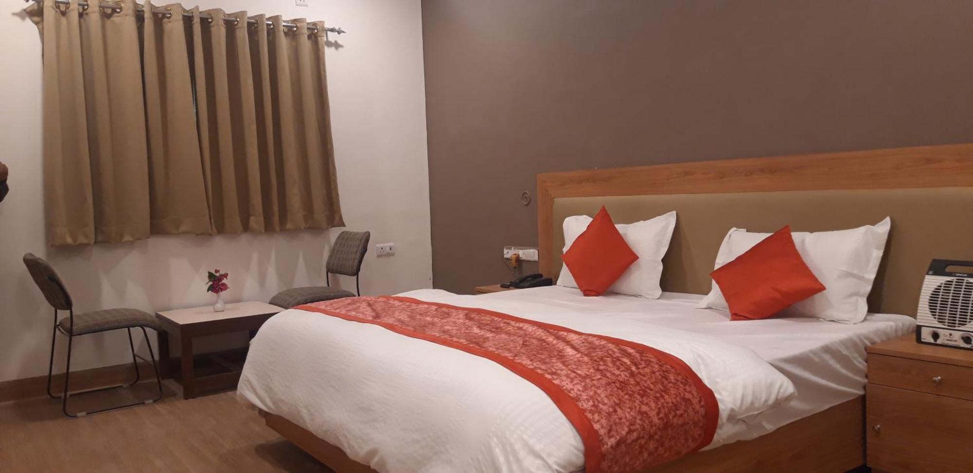 Greenwood Hotel Khajurāho Extérieur photo