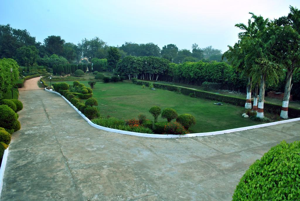 Greenwood Hotel Khajurāho Extérieur photo
